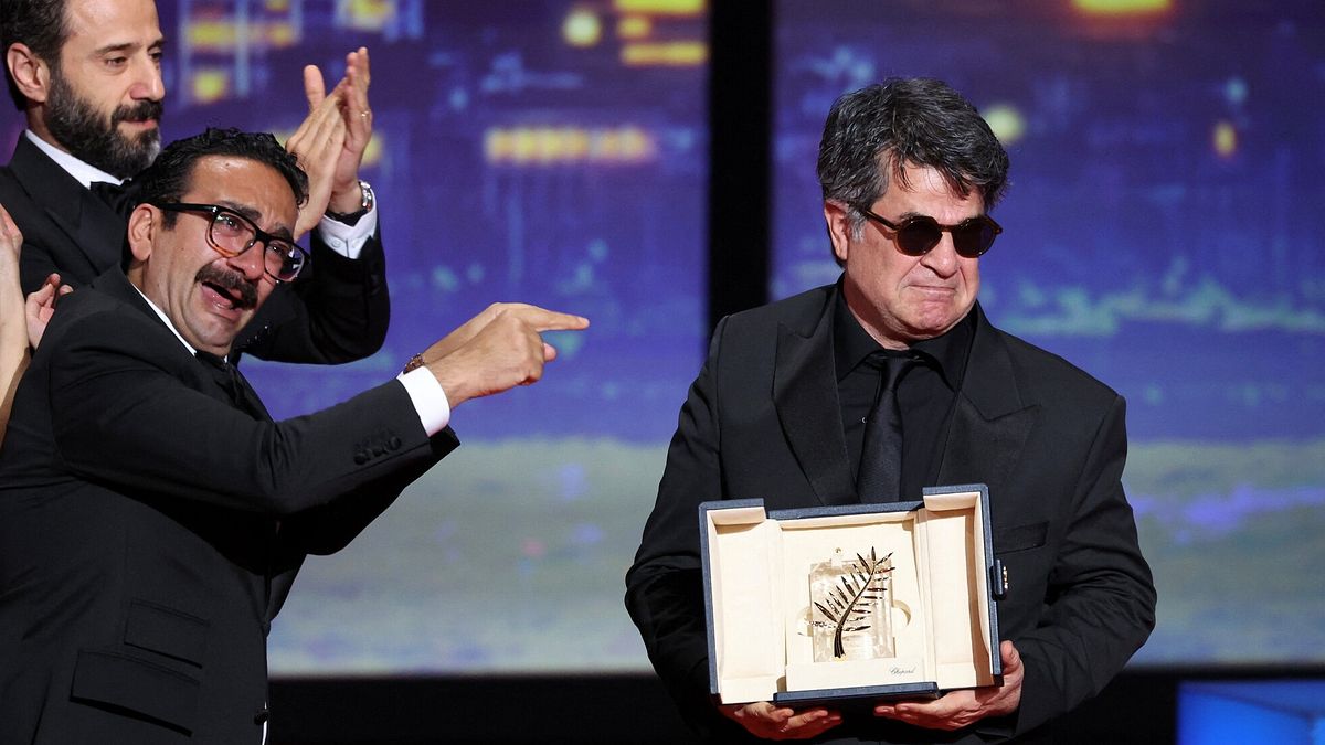 Premiato a Cannes il regista dissidente iraniano Jafar Panahi, Teheran accusa la Francia: "Ci hanno offeso" | Trump: "Progressi reali e seri con l