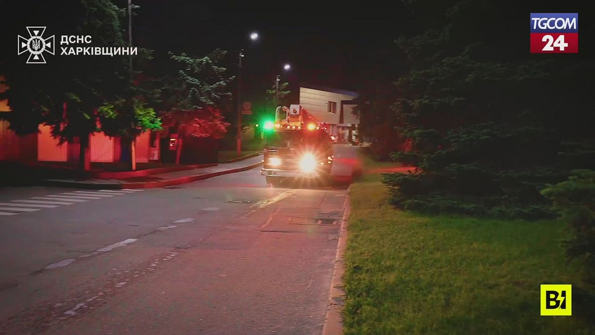 ucraina raid russi su sumy colpite abitazioni auto e un azienda