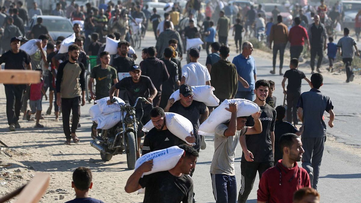 media nella bara consegnata da hamas i resti di un ostaggio gi224 restituito netanyahu convoca riunione urgente dopo violazione