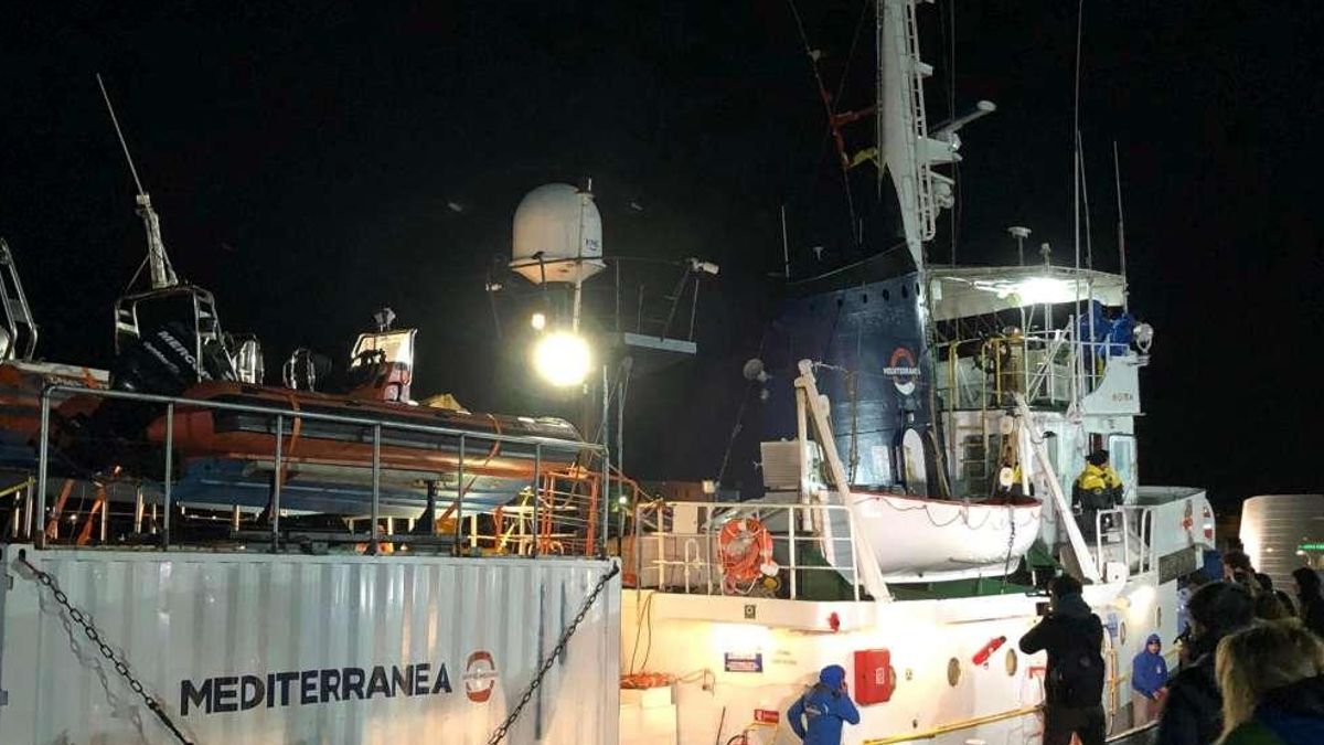  profitto sui migranti processo per la mare jonio a giudizio l equipaggio