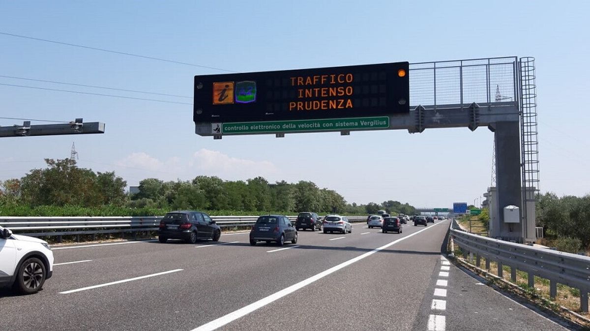 ponte del 2 giugno prima prova d estate traffico intenso verso il mare il piano straordinario anas