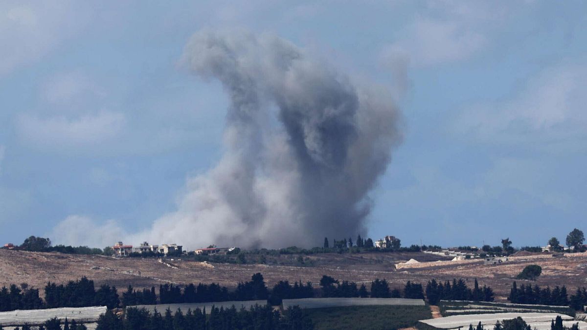 Razzi lanciati dalla Siria, Israele risponde con attacchi aerei contro il sud del Paese