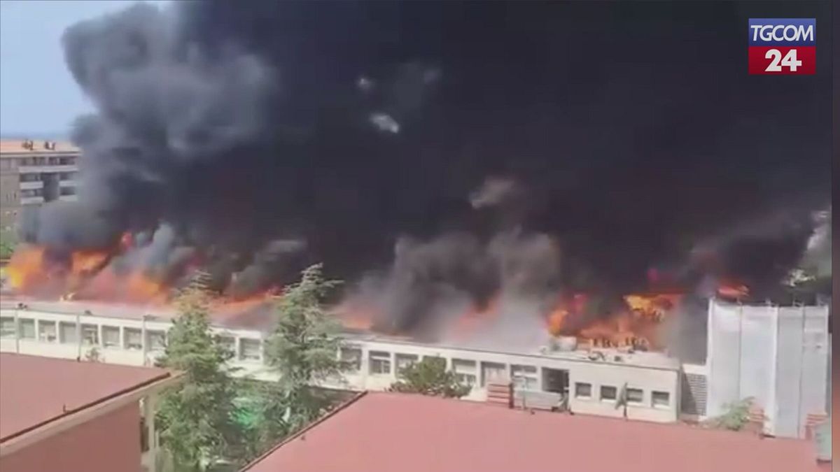 Viterbo, grosso incendio all