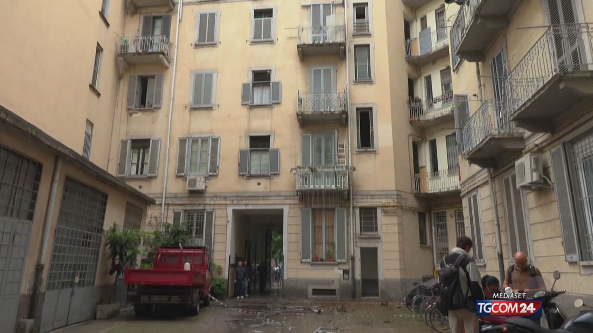 morta per salvarsi dal rogo a milano il compagno fermato
