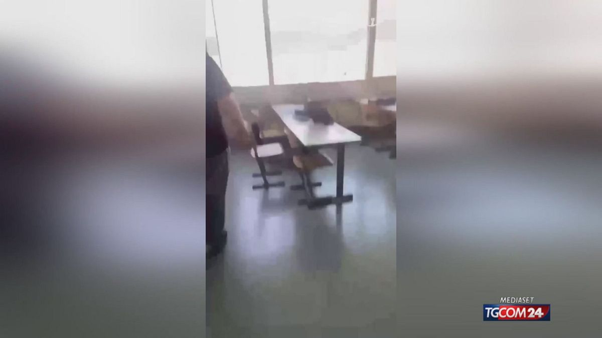 Strage in una scuola in Austria: il panico durante gli spari, poi la fuga