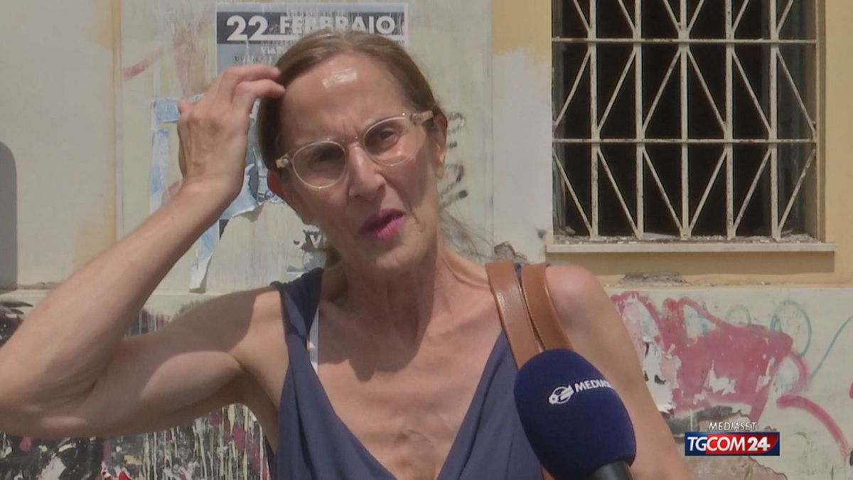 roma l ex scuola parini degrado indicibile