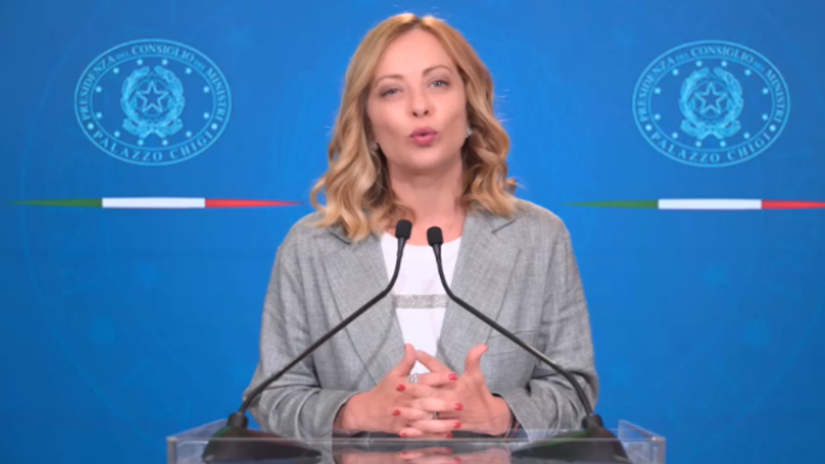 “Vergileri herkese düşürme hedefi”