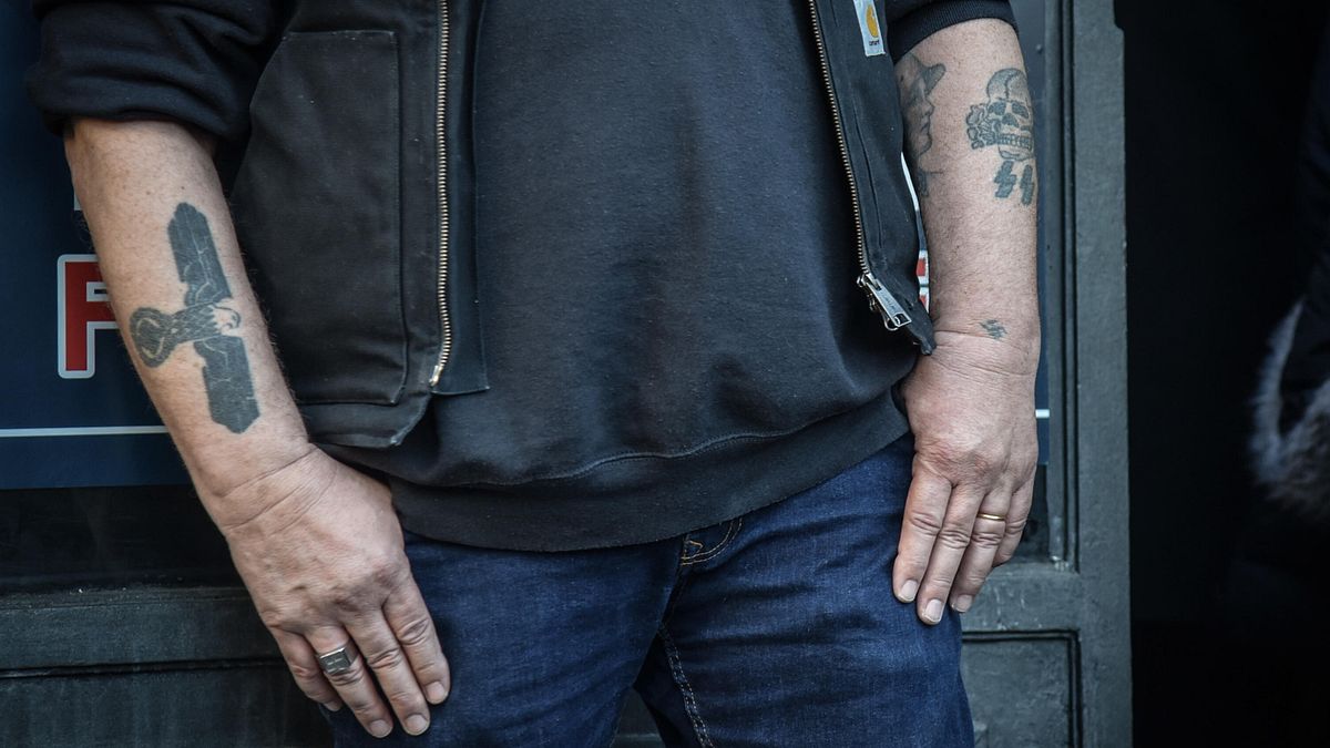 casapound il tar annulla i daspo per i saluti romani