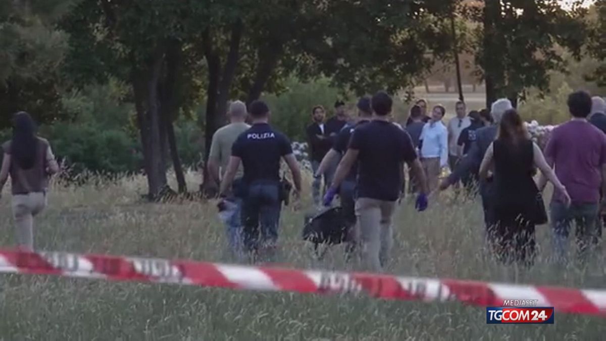 villa pamphili il killer con la bimba in braccio il 5 giugno