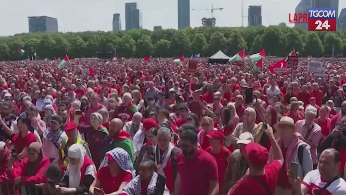 paesi bassi protesta pro gaza a l aia migliaia in piazza