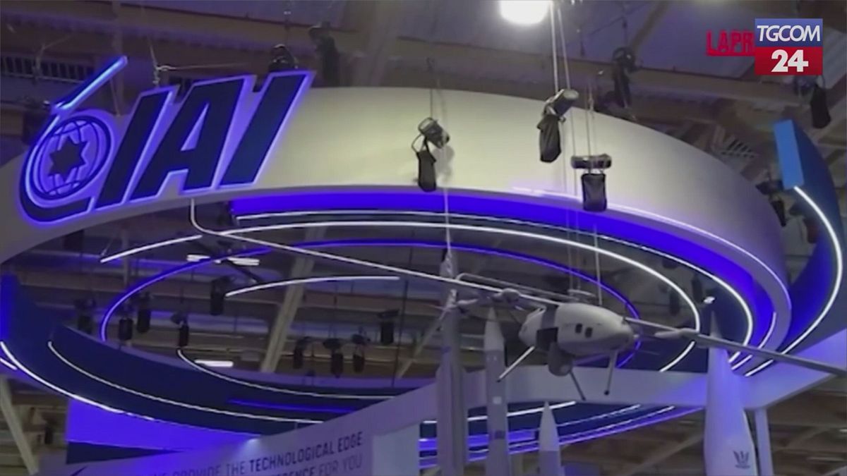 Polemiche a Parigi: oscurati gli stand israeliani al salone aerospaziale