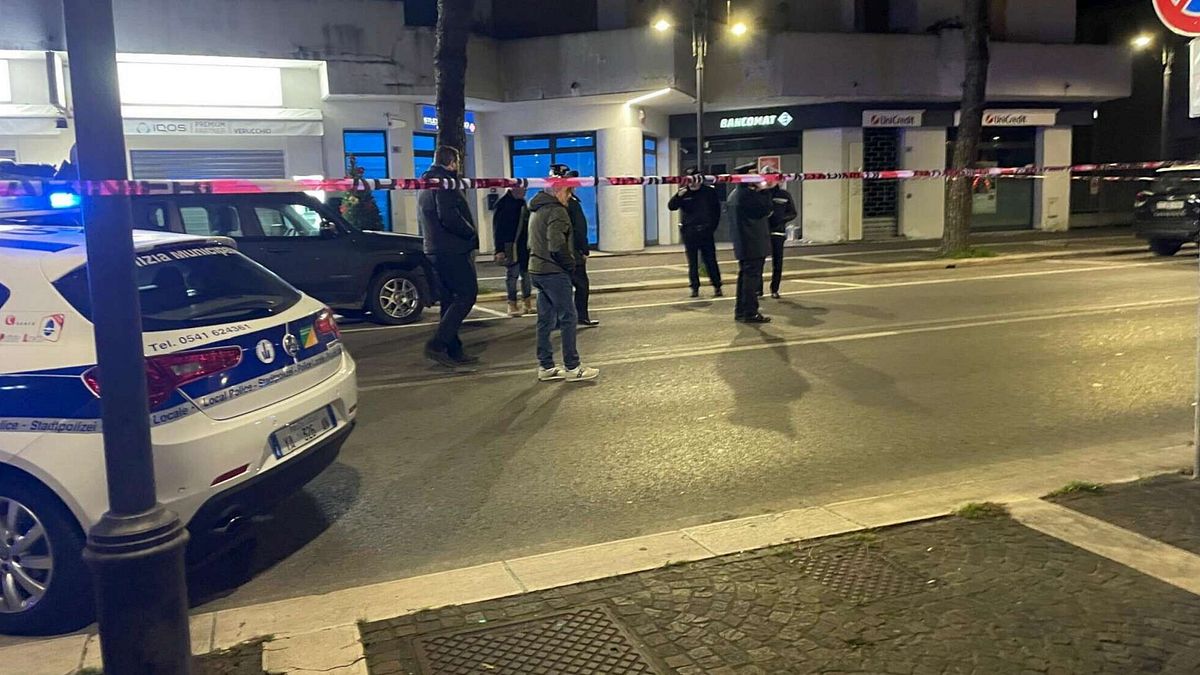 Rimini, uccise un 23enne armato di coltello: chiesta l