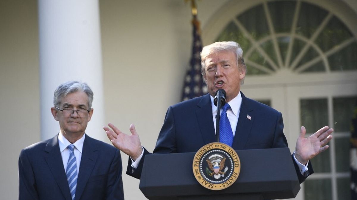 trump attacca powell la fed dovrebbe tagliare i tassi