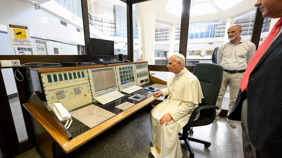 Papa Leo XIV, Santa Maria di Galeria'daki Vatikan Radyosu'na sürpriz ziyaret