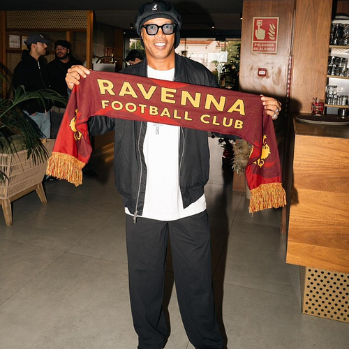 Ronaldinho torna a giocare con il Ravenna secondo Sportmediaset