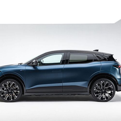 Renault Megane E-Tech Electric, ecco come cambia