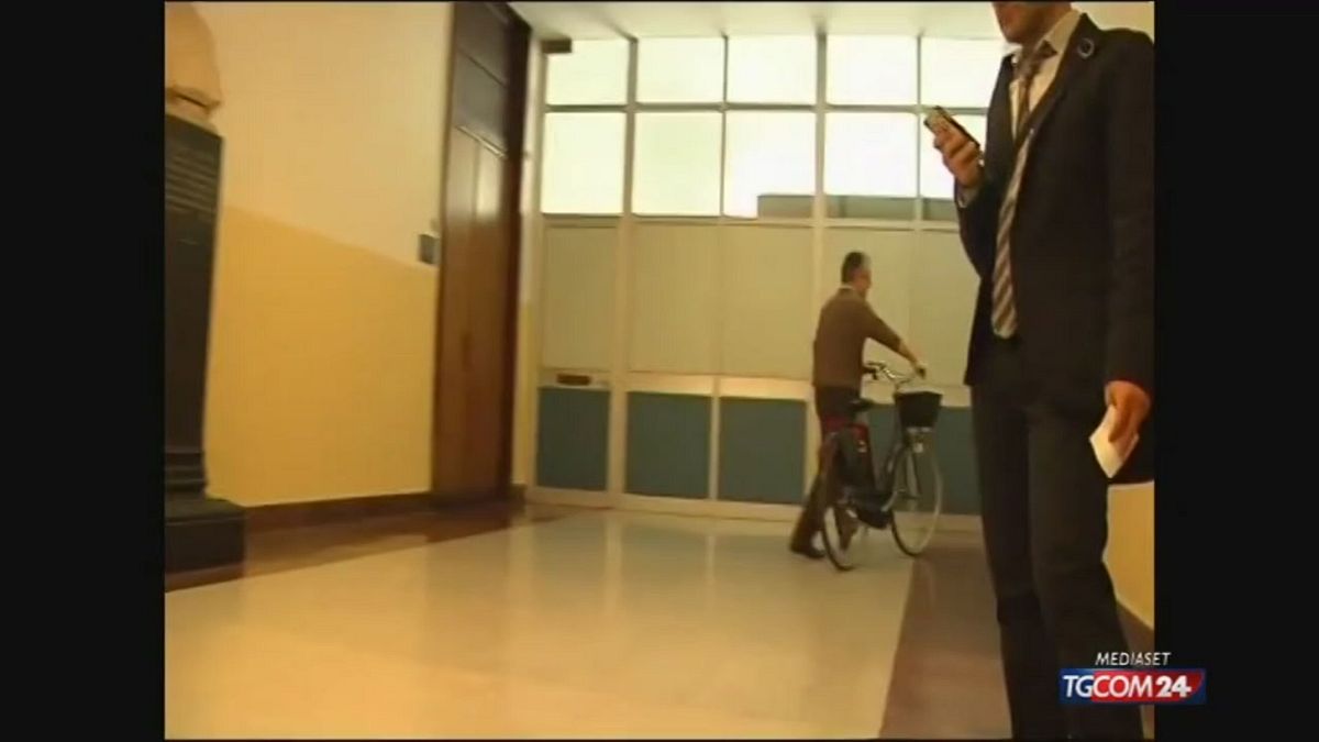 Processo Stasi, si esamina la bicicletta © Tgcom24