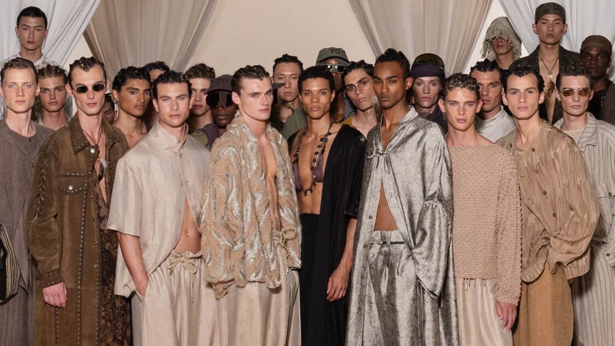 Emporio Armani collezione uomo primavera estate 2026: i modelli a fine sfilata (credit: SGP) © Ufficio stampa