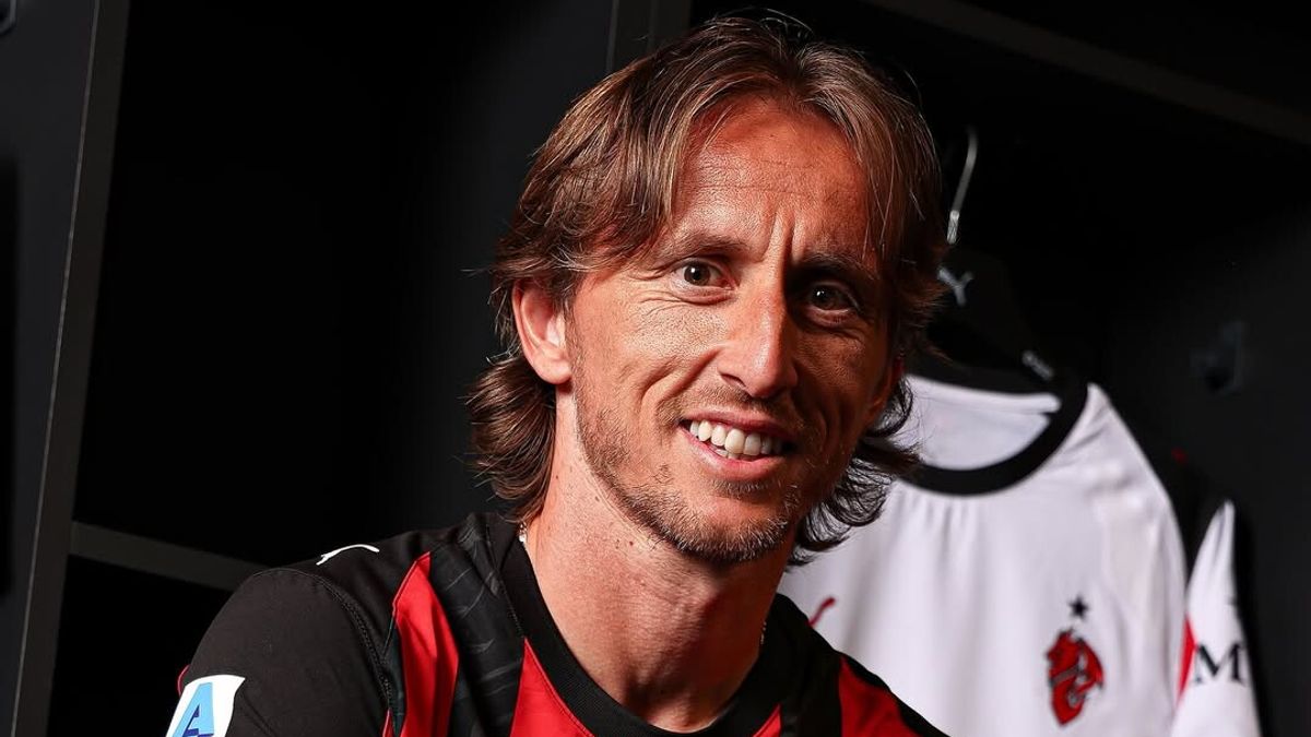  © milan