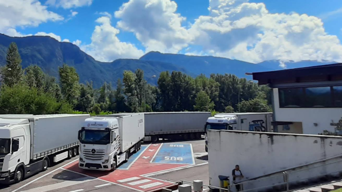 Bolzano camionista ucciso parcheggio © Dal Web