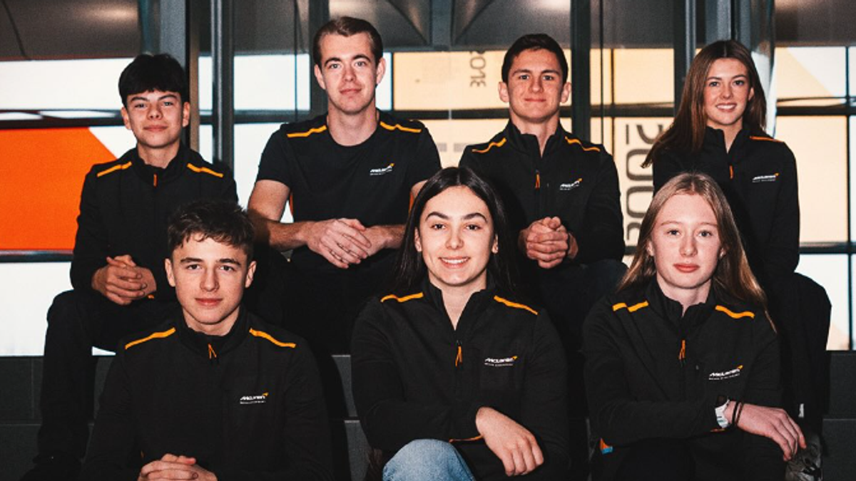  © McLaren Master Card F.1 Team Press Office