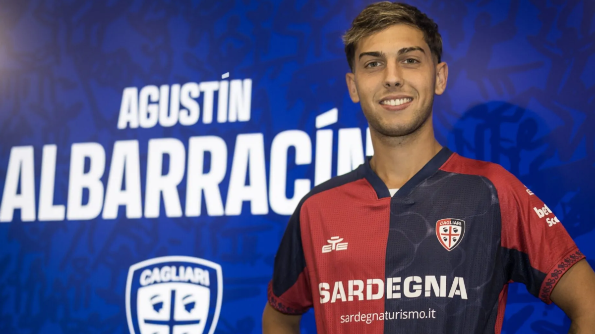  © cagliaricalcio.com