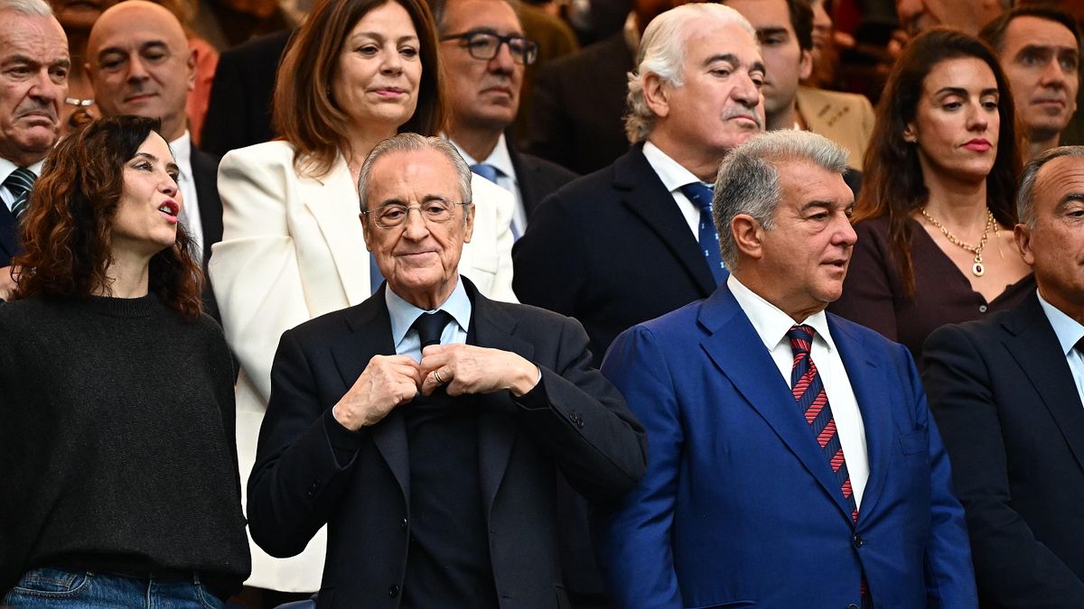 Perez e Laporta © italyphotopress