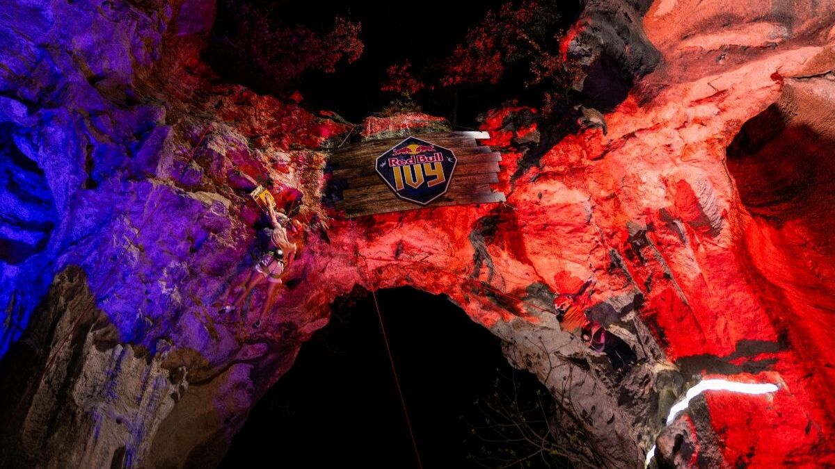  © Andrea Zaffaroni / Red Bull Content Pool