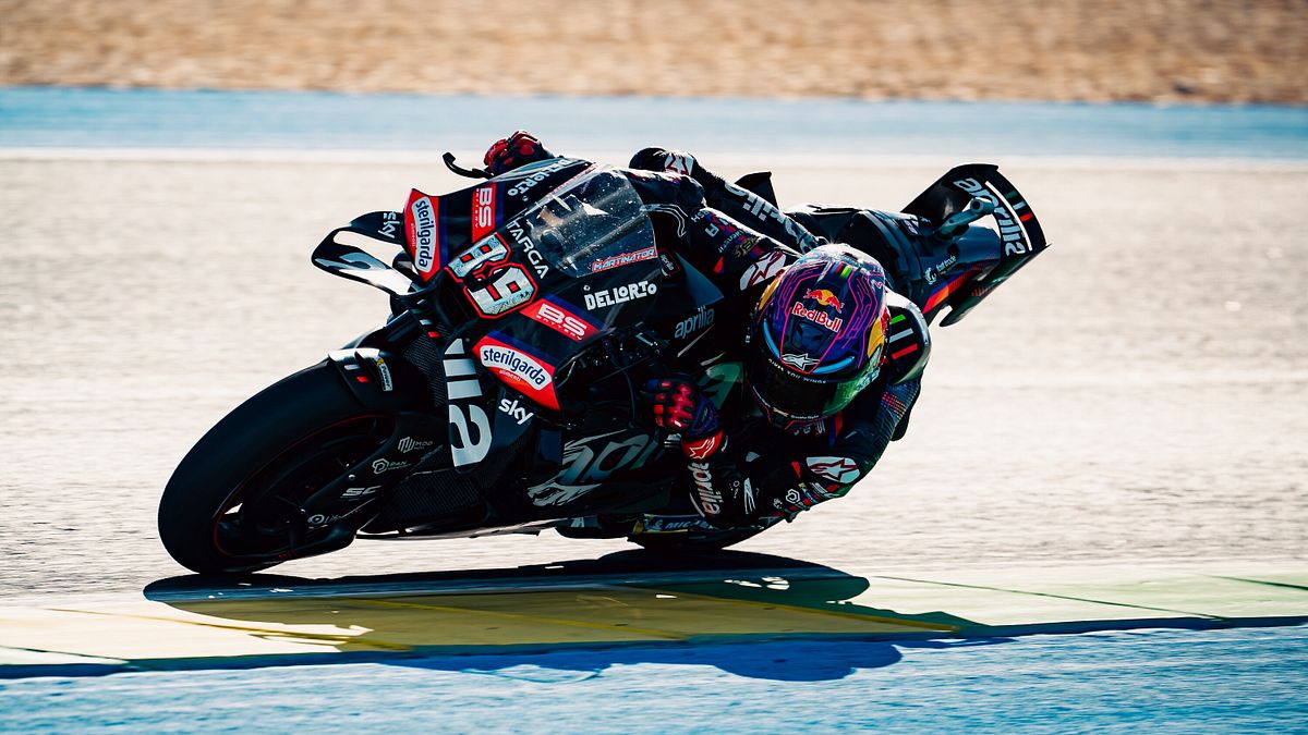  © Aprilia Racing Press Office