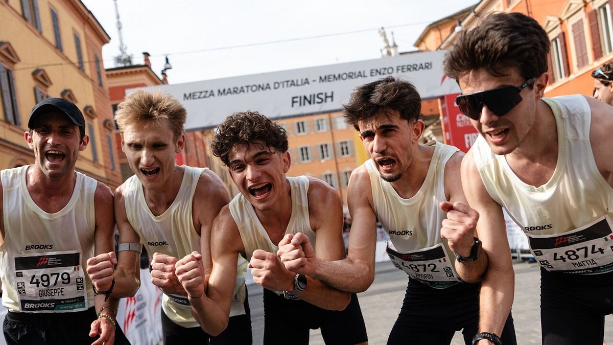  © Brooks Runnin Press Office