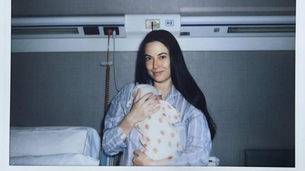 Giulia Valentina con la figlia © Instagram