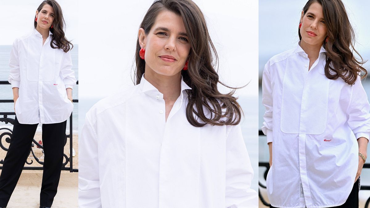 Chanel Casiraghi e il look minimal facilissimo da replicare: camicia bianca over, pantaloni neri e trucco "acqua e sapone" © IPA