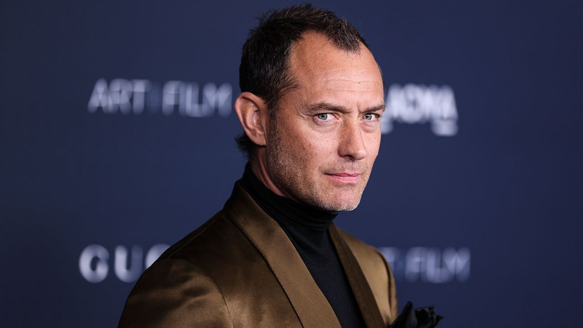 Moda e stili da copiare: Jude Law ai LACMA Art + Film Gala 2022 © IPA