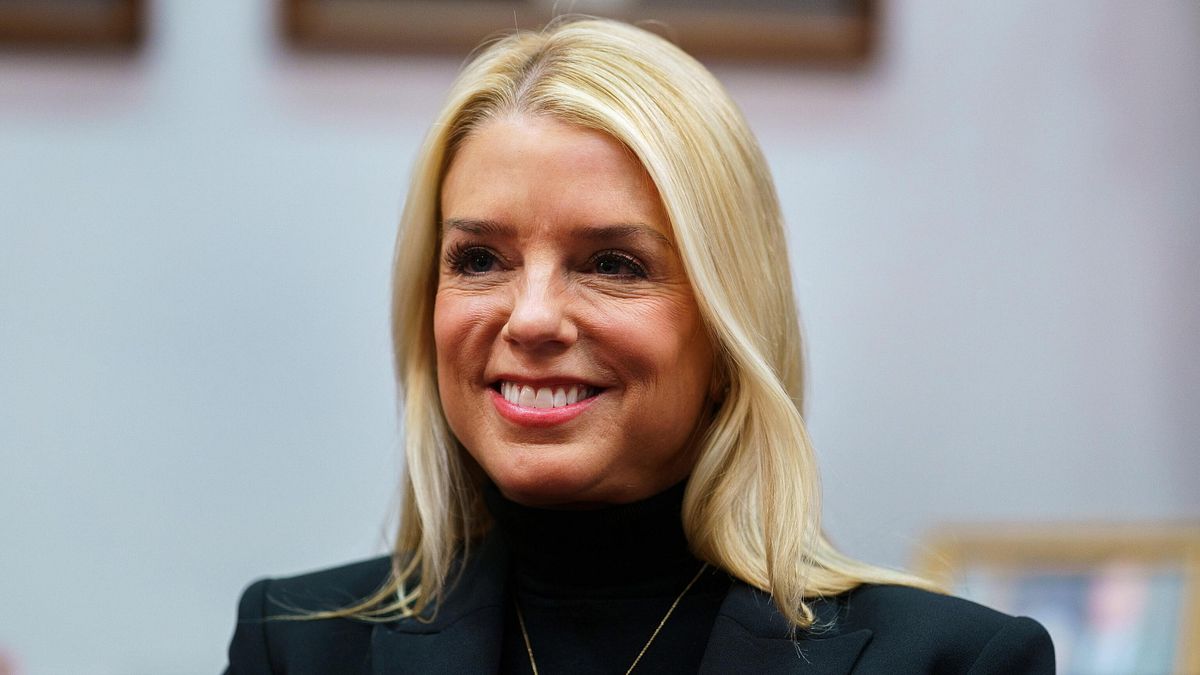 SEGRETARIA ALLA GIUSTIZIA: PAM BONDI - Bondi, 59 anni, è stata procuratrice generale della Florida dal 2011 al 2019, è considerata una delle sostenitrici più fedeli di Donald Trump ed è apparsa anche al suo fianco negli ultimi giorni della campagna elettorale © Ansa