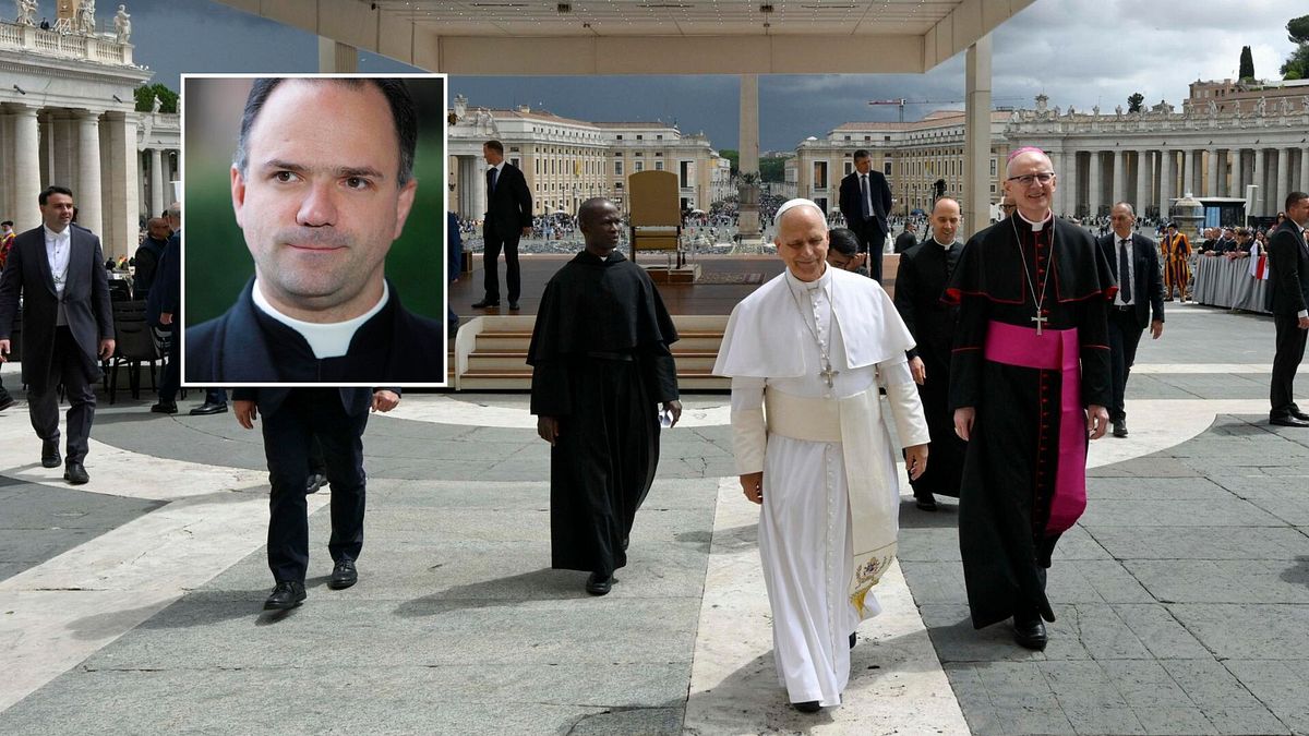 Nel riquadro don Davide Pagliarani, Superiore generale dei lefebvriani © Tgcom24