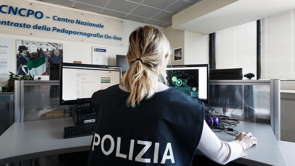  © Polizia