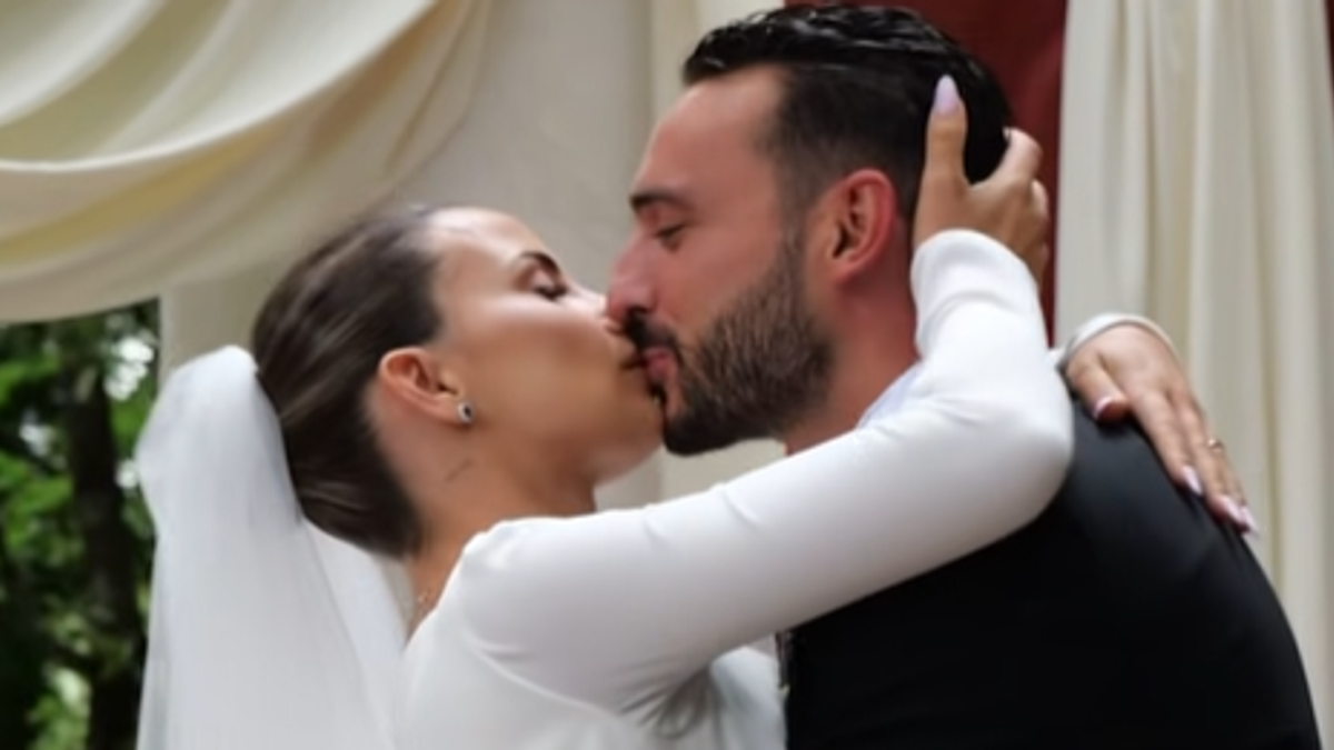 Uomini e donne, l'ex scelta di Oscar Branzani ha sposato il suo Nunzio © Facebook