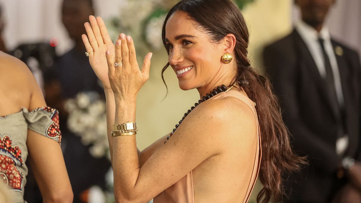  Meghan Markle, la sua manicure con unghie portate corte e nuance naturali è un "must" © Afp