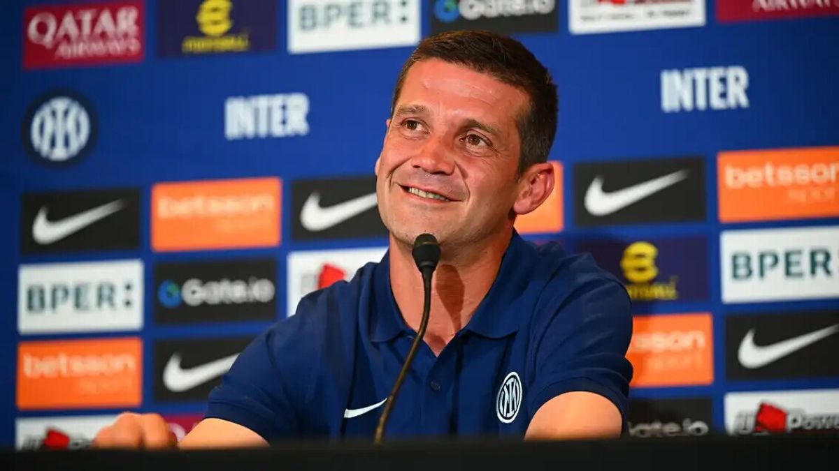 Cristian Chivu in conferenza © inter.it