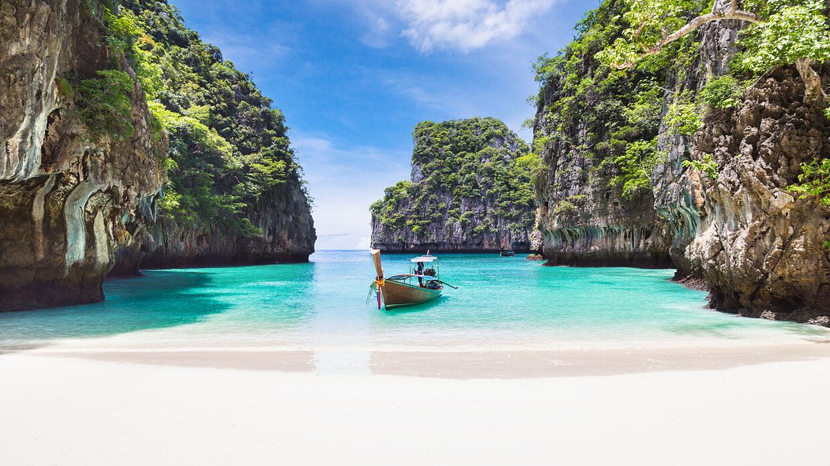 6 Banana Beach, Phuket, Thailandia   © Istockphoto