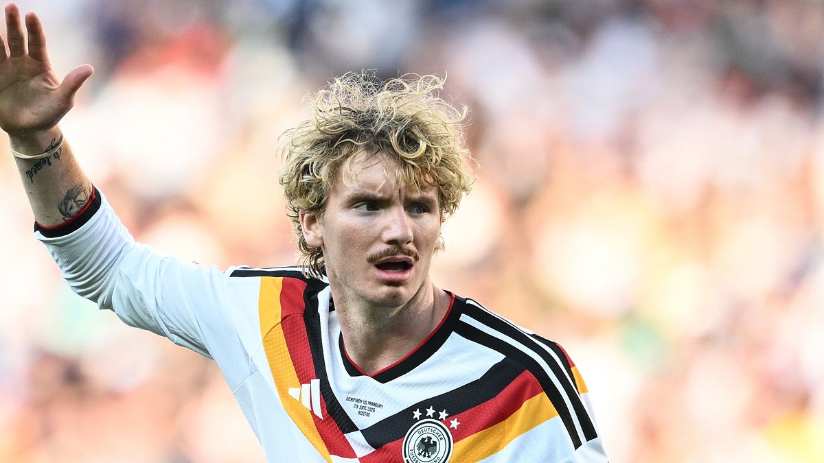 Nick Woltemade, in uscita dal Newcastle il centravanti tedesco è più una suggestione che altro: costa molto, ma un bomber di due metri con questa qualità al Como farebbe faville. © Getty Images