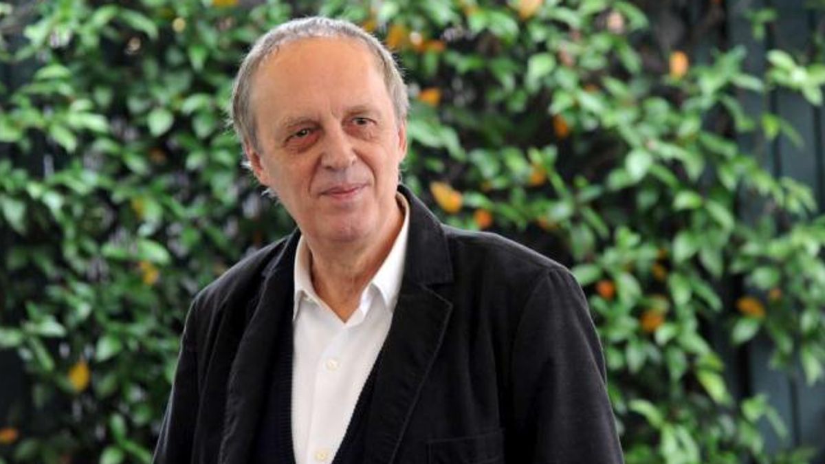  © agenzia