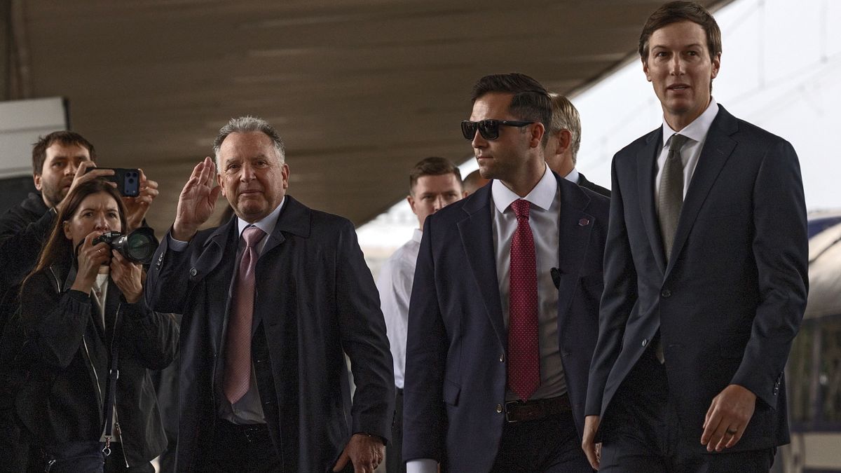 Witkoff e Kushner all'arrivo a Kiev © Afp