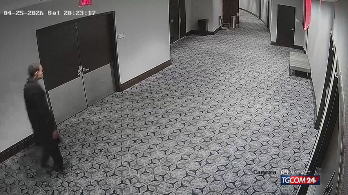 Sparatoria a Washington, l'irruzione di Cole Allen alla cena dei corrispondenti © Da video