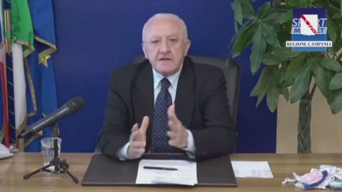 De Luca: "Ok allenamenti del Napoli" 