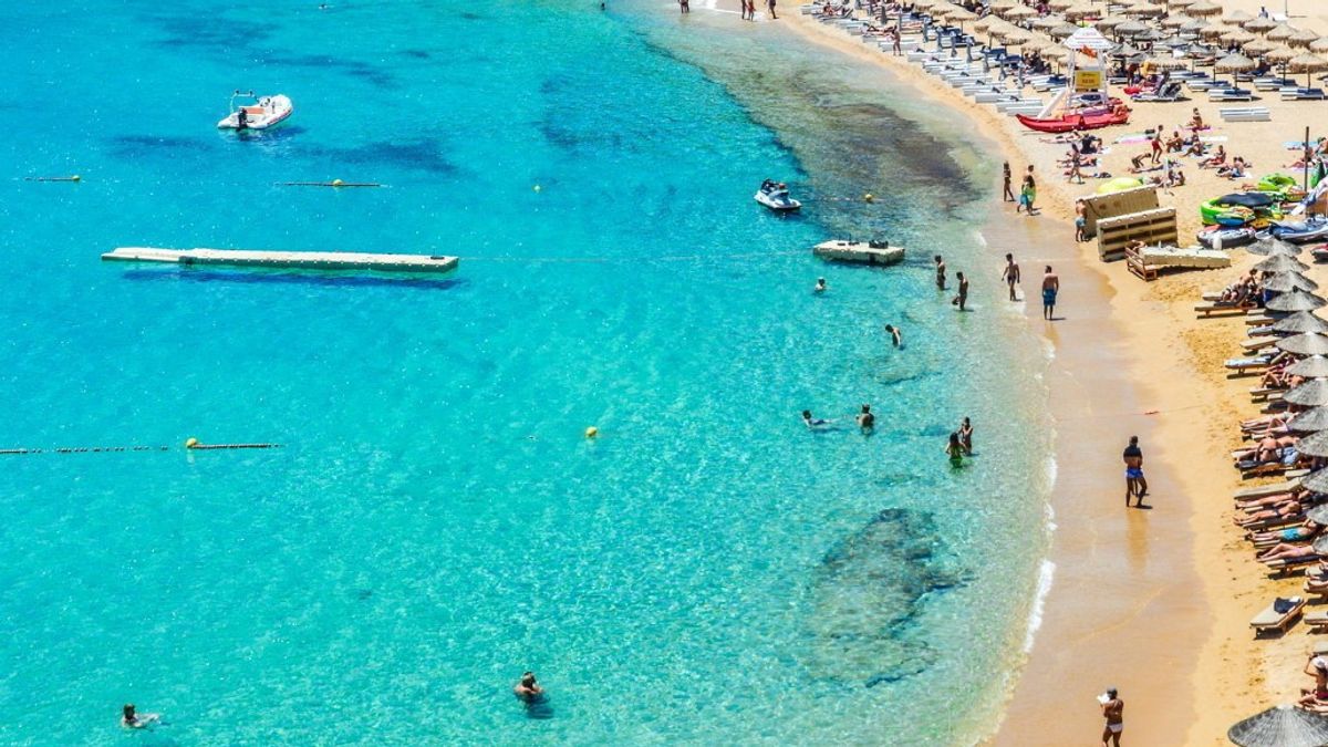  Paradise Beach, Mykonos, Cicladi  © Istockphoto