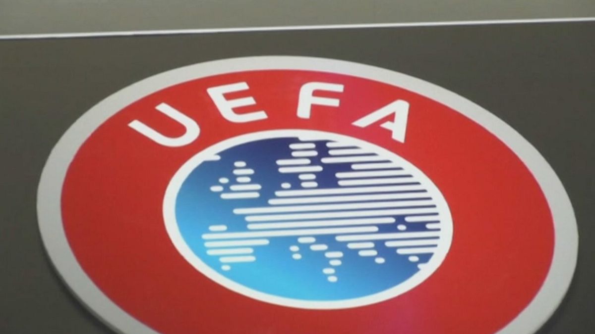 Calcio, prossime ore decisive per il futuro di Europa League e Champions 