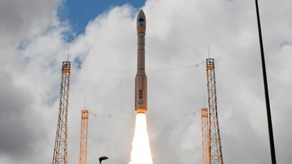  Vega VV04 decollato da spazioporto in Guyana francese 2015 Foto: ESA S.Corvaja © ufficio stampa