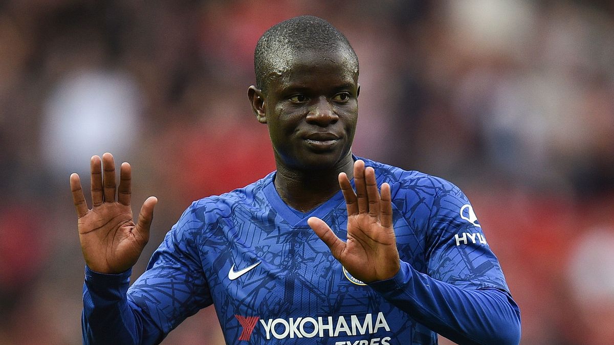 Ngolo Kante, centrocampista del Chelsea: caviglia slogata, rientro a fine agosto 