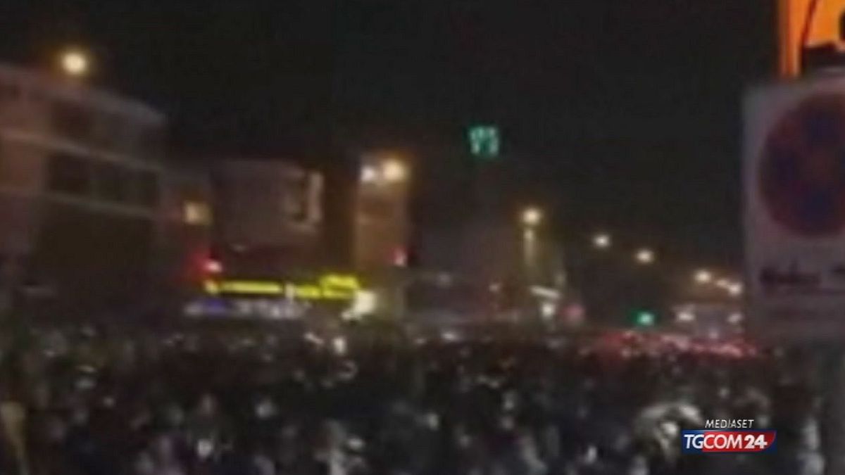 Iran-Usa, proteste e dialogo 